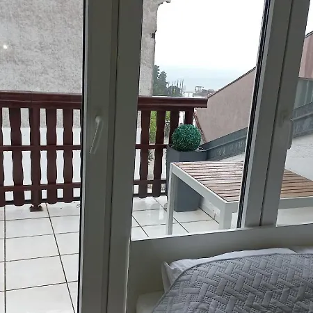 Popov *