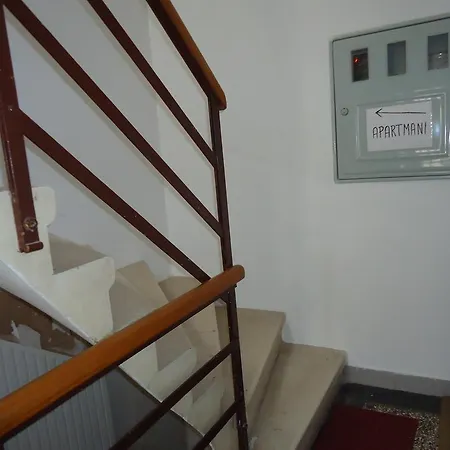 Popov Апартаменты