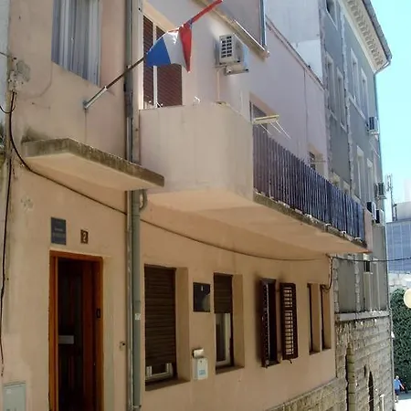 Апартаменты Popov