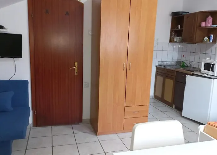 Apartament Popov *