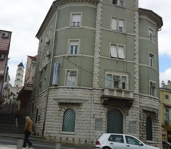 Apartament Popov *