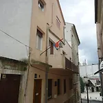 Popov شقة
